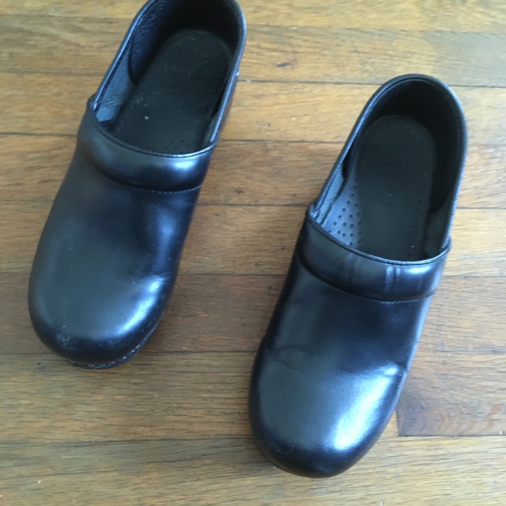Clogs - image 2